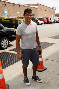 Mark Consuelos 8