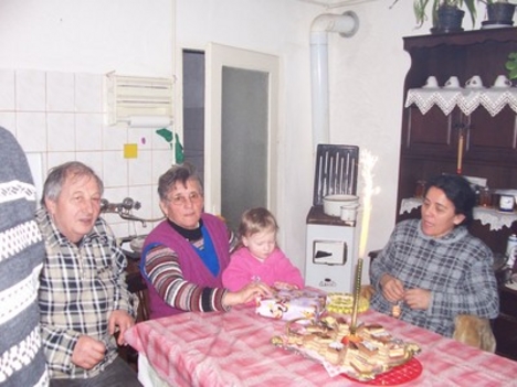 négyen