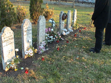 2011 ökomenikus istentisztelet és hadisírok koszorúzása 008