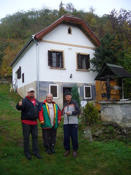 OKTÓBER  27 FELSŐCSATÁR BORUT  2011 102