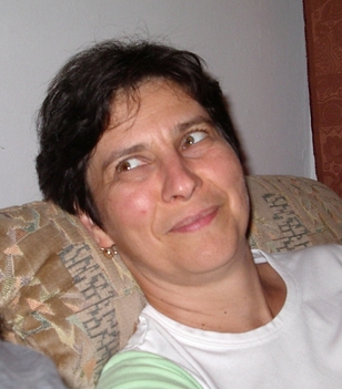 én