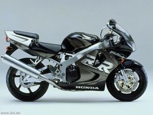 honda-cbr-08