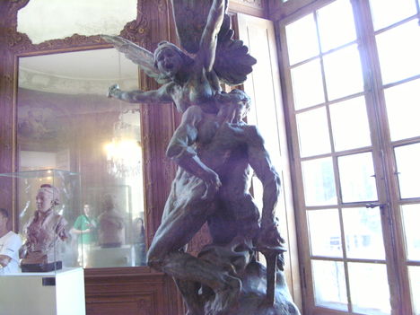 Párizs 129