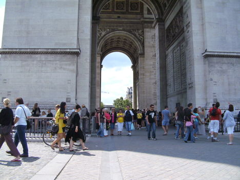 Párizs 212