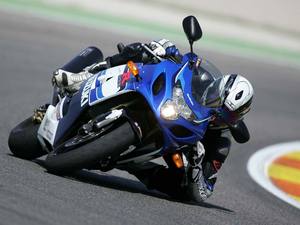suzuki-002-