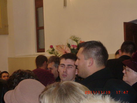Kisfiam,végre egy fotó rólad/szemben/