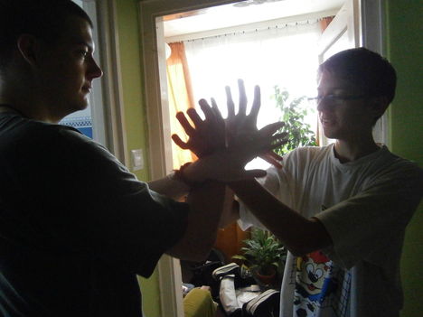 Két fiamnak hány keze van?! :-)))