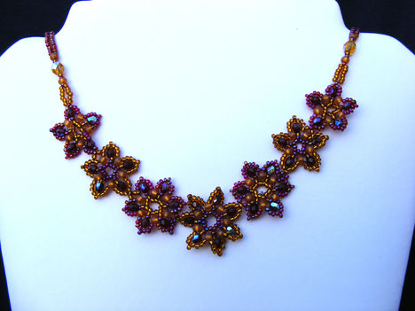 Carmen necklace