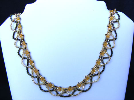 Lara necklace