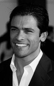 Mark Consuelos 18