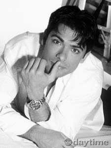 Mark Consuelos 24
