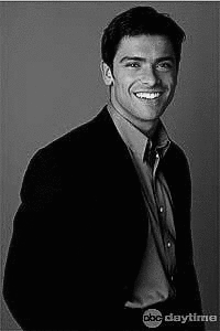 Mark Consuelos 28
