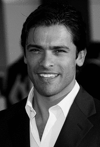 Mark Consuelos 35