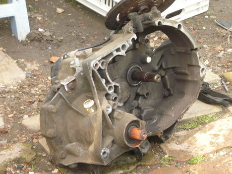 R19 1.8 kuplung csere 056