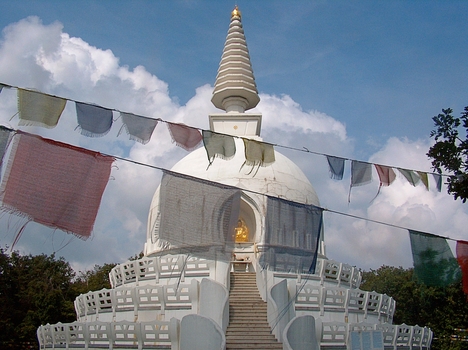 Zalaszántó,Buddha emlékmű