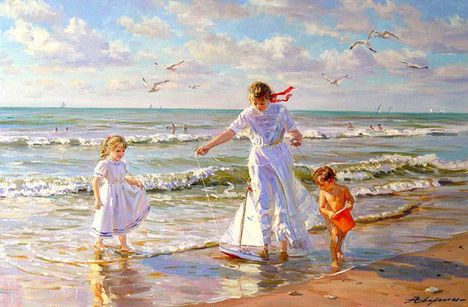 hölgy és gyerekek a tengerparton