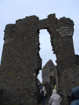 IRL 383 Dunluce castl