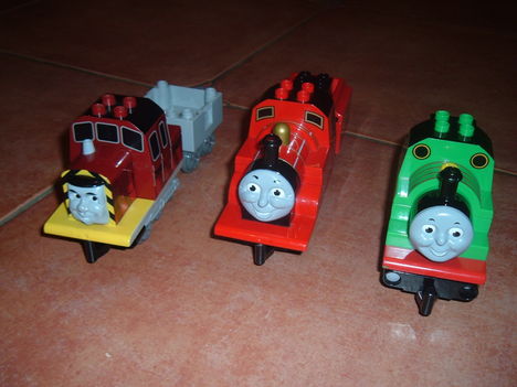 ELADÓ LEGO DUPLO THOMAS ÉS BARÁTAI 2