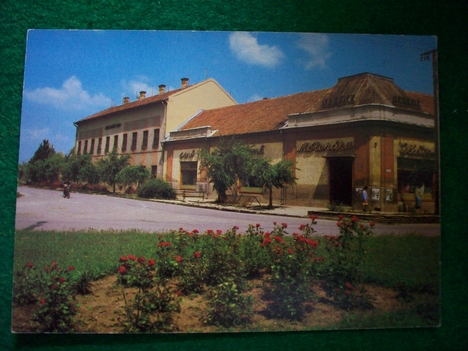 51. Magyarország - Jászapáti, Fő-tér