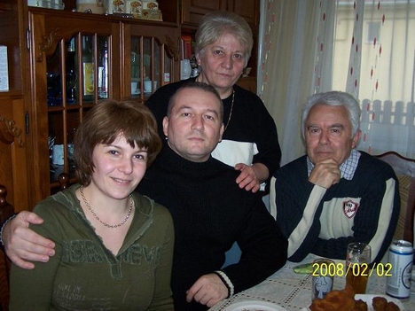 Fiam,Lányom,Férjem és Én