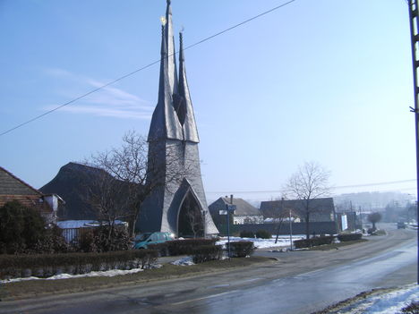 Makovecz templom 3