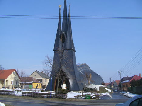 Makovecz templom 5