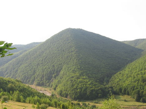 piramishegy6 kép