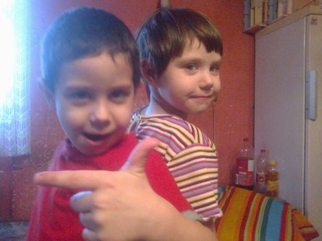 201112261581
