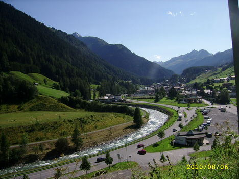 Tirol 8