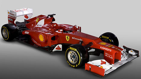 20120203-forma1-ferrari-bemutatok4