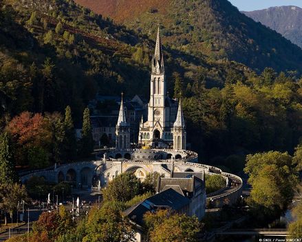 LOURDI SANCTUAR