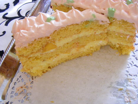 Őszibarackos túró torta szelet