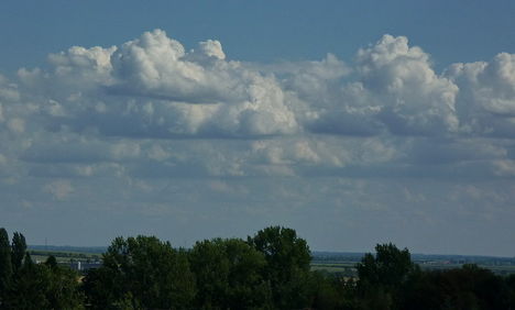 Felhő 1. 4