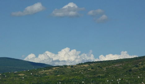 Felhő 1. 6