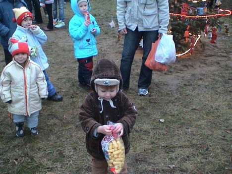 Falukarácson és disznóvágás 073