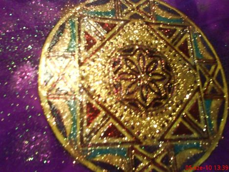 mandala lila jót.mi vettük meg.