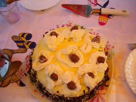 Tojáslikőr torta- húsvétra