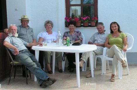 Ebéd utáni beszélgetés