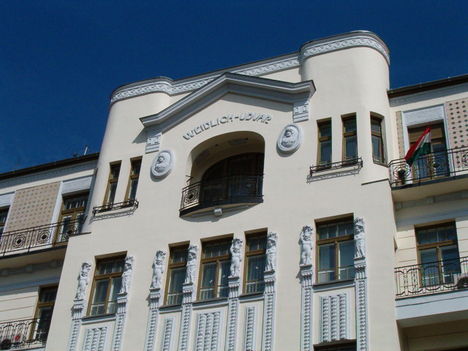 Szép épület