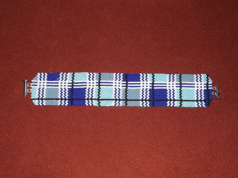 Skótkockás karkötő