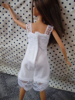 Barbie ruha 10
