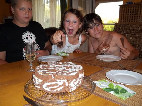 Csak a két kisebb az enyém 2011