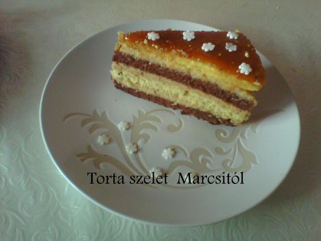 Dió torta szelet