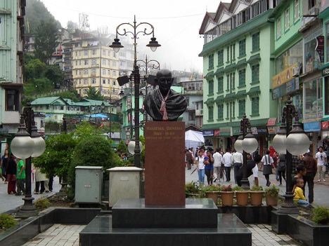Gandtok Mahatma Gandhy szobra