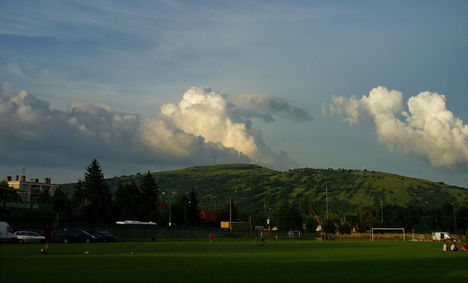 Felhők 2