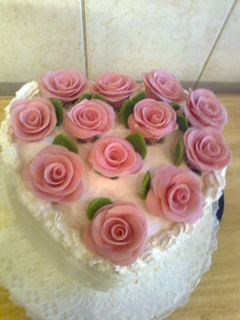 Adrienne születésnapi tortája 001