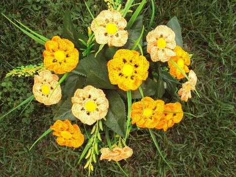 Horgolt virág Ildikónak