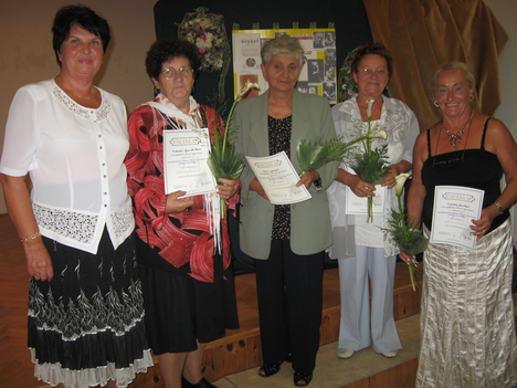 Fülöp Anna,Mikusné Horváth Ilona,Takács Józsefné,Remete Gézáné, Ludikár Károlyné
