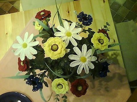 margréta színes virágokkal