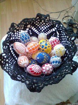 Tál tojásokkal